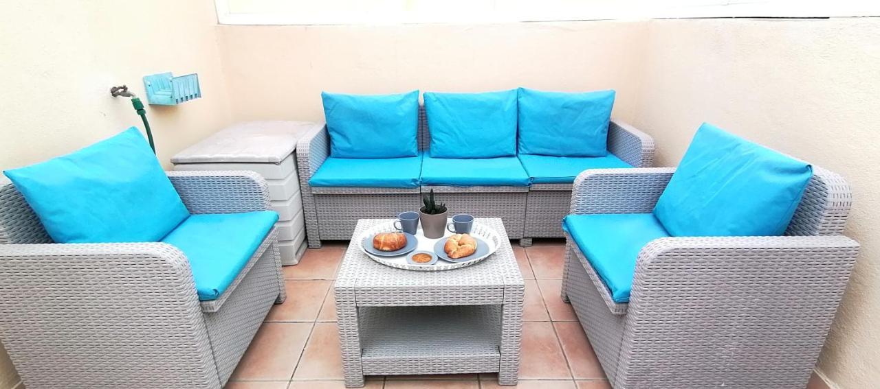 Chilly Apartment - Sunny Rooftop Terrace With Ocean View كالاو سالفاجي المظهر الخارجي الصورة