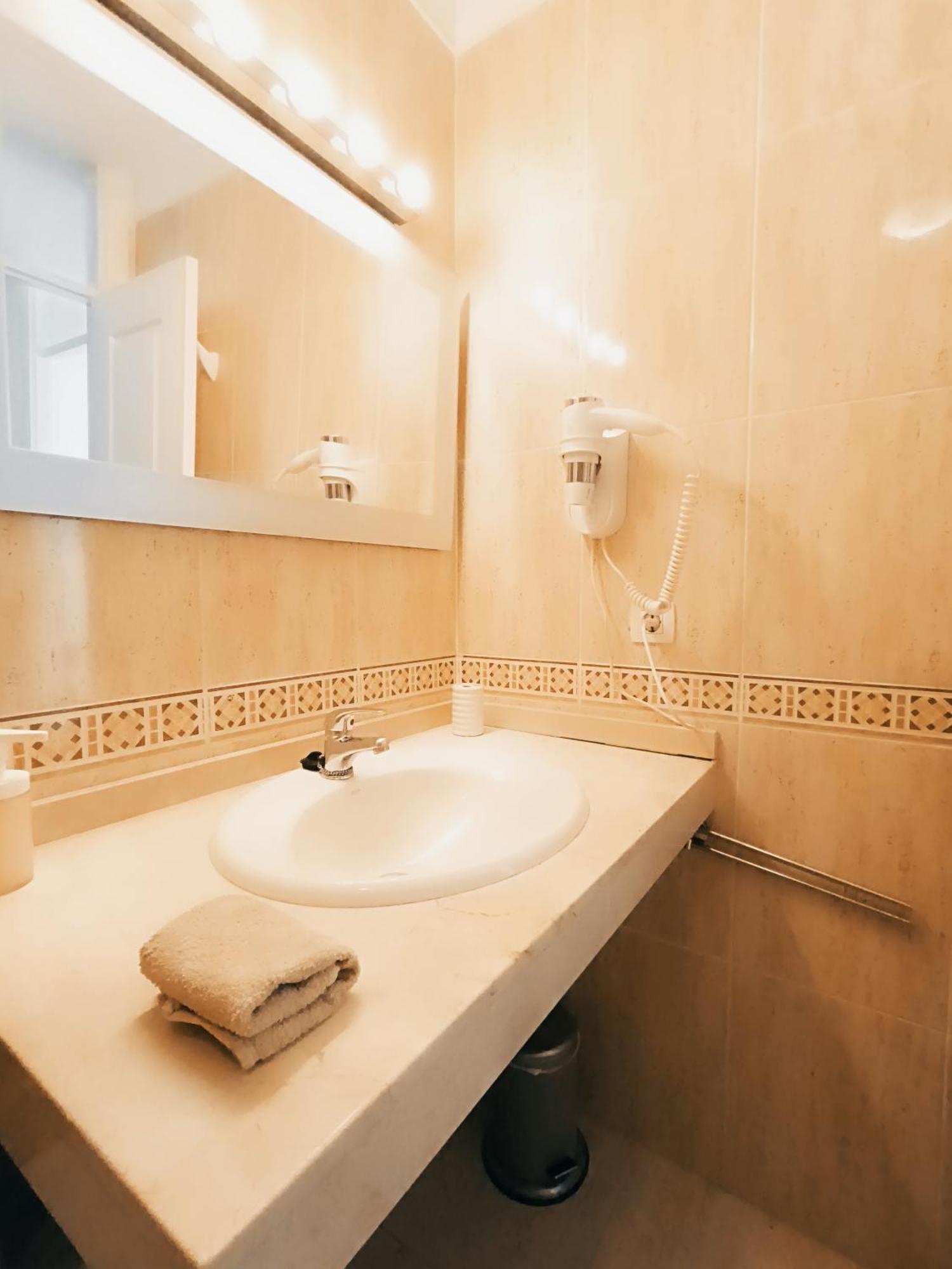 Chilly Apartment - Sunny Rooftop Terrace With Ocean View كالاو سالفاجي المظهر الخارجي الصورة